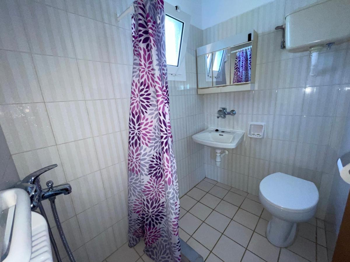 Andreas Studios Svoronata Luaran gambar